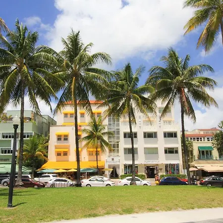 The Casa Grande Beach House Hotel